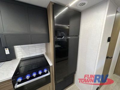 2025 Forest River RV Wildwood - Photo 29