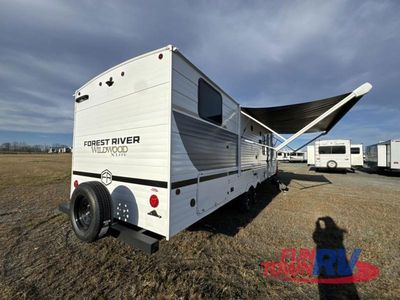 2025 Forest River RV Wildwood - Photo 12