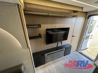 2025 Forest River RV Wildwood - Photo 37