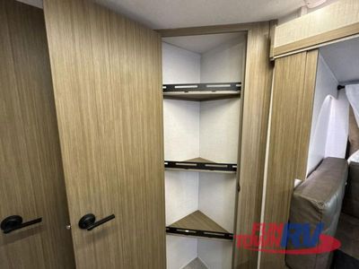2025 Forest River RV Wildwood - Photo 32
