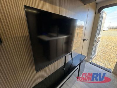2025 Forest River RV Wildwood - Photo 38