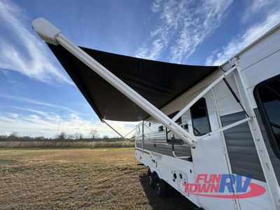 2025 Forest River RV Wildwood - Photo 15
