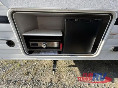 2025 Forest River RV Wildwood - Photo 13