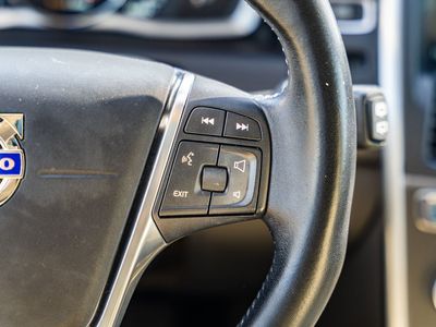 2016 Volvo XC60 - Photo 25
