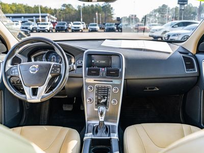 2016 Volvo XC60 - Photo 20
