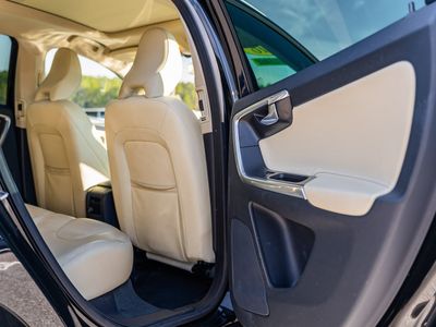 2016 Volvo XC60 - Photo 12