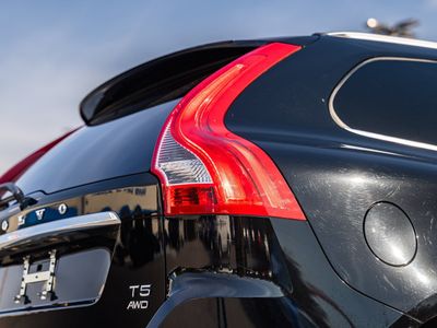 2016 Volvo XC60 - Photo 13