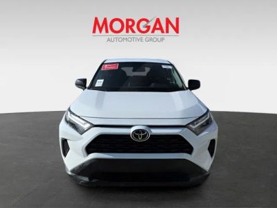 2023 Toyota RAV4 — photo 9 view