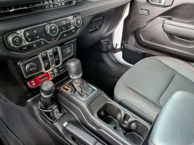 2025 Jeep Gladiator - Photo 51