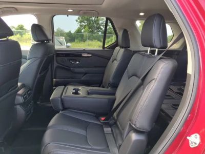 2025 Honda Pilot — photo 16 view