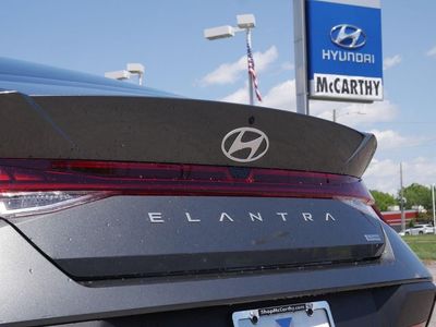 2026 Hyundai Elantra Hybrid - Photo 17