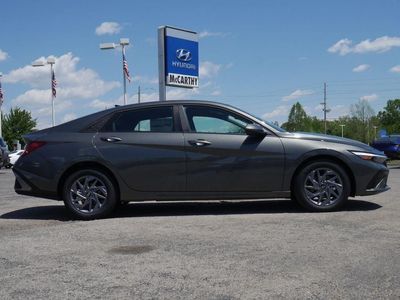 2026 Hyundai Elantra Hybrid - Photo 13