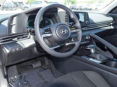 2026 Hyundai Elantra Hybrid - Photo 35