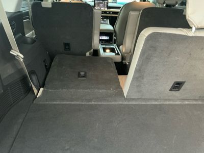 2023 Lincoln Aviator — photo 12 view