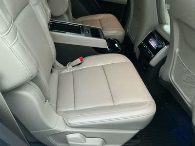 2023 Lincoln Aviator — photo 11 view
