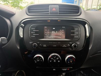 2016 Kia Soul - Photo 23