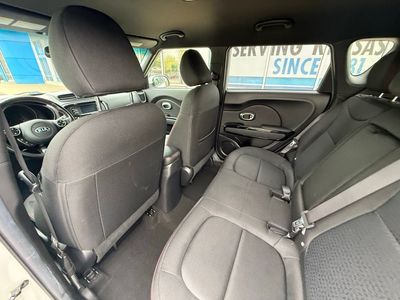 2016 Kia Soul - Photo 28