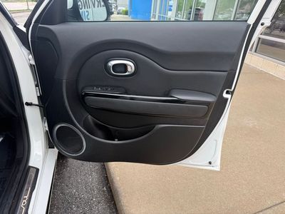 2016 Kia Soul - Photo 43