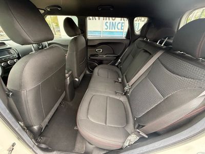 2016 Kia Soul - Photo 8