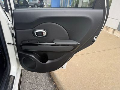 2016 Kia Soul - Photo 37