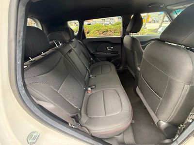 2016 Kia Soul - Photo 35