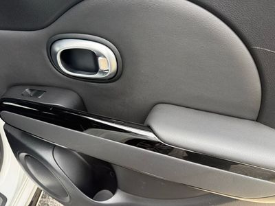 2016 Kia Soul - Photo 38