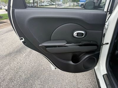 2016 Kia Soul - Photo 31