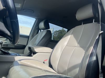 2017 Kia Sedona — rear three-quarter view