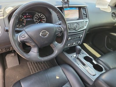 2018 Nissan Pathfinder - Photo 2