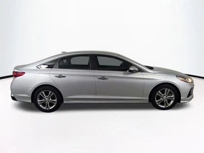 2018 Hyundai Sonata — interior view