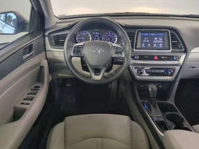 2018 Hyundai Sonata — photo 17 view