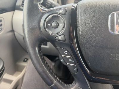 2019 Honda Ridgeline — photo 17 view
