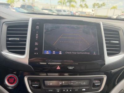 2019 Honda Ridgeline — photo 19 view