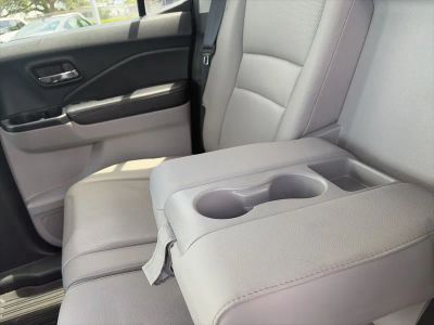 2019 Honda Ridgeline — photo 13 view