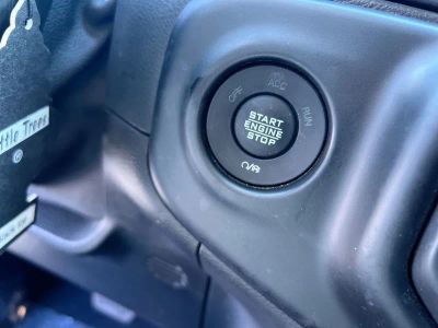 2021 Jeep Gladiator — photo 21 view