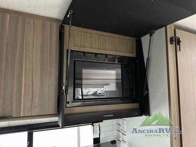 2025 Forest River RV Wildwood - Photo 11