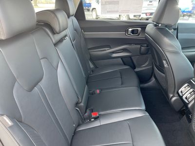2026 Kia Sorento - Photo 14