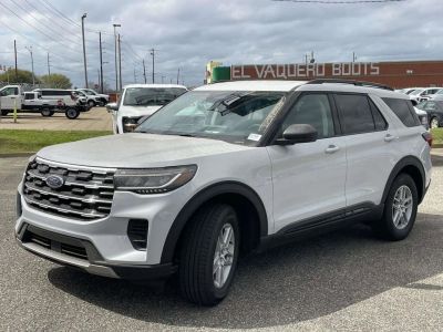 2026 Ford Explorer — photo 7 view
