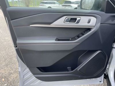 2026 Ford Explorer — photo 15 view
