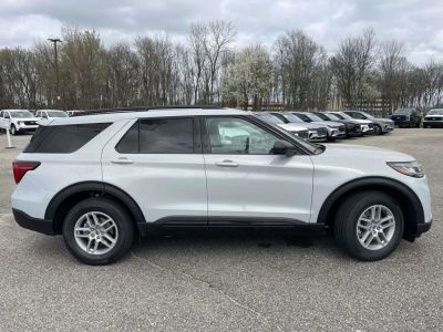 2026 Ford Explorer — side profile view