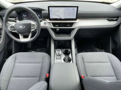 2026 Ford Explorer — photo 11 view