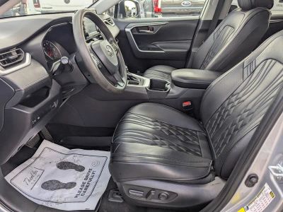 2022 Toyota RAV4 — photo 23 view