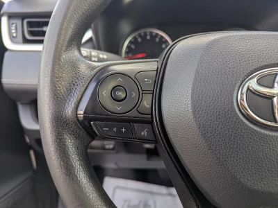 2022 Toyota RAV4 — photo 28 view