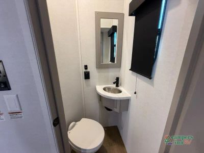 2027 Alliance RV Valor All-Access — photo 12 view