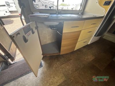 2017 Winnebago View - Photo 18