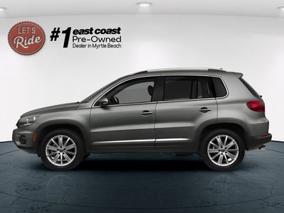 2016 Volkswagen Tiguan — rear three-quarter view