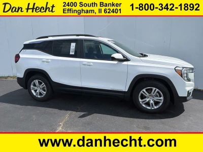 2024 GMC Terrain SLE in Summit White — front three-quarter view