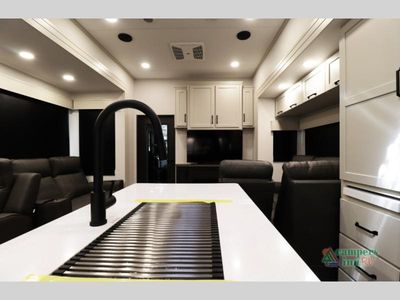 2026 Grand Design Momentum G-Class — photo 13 view