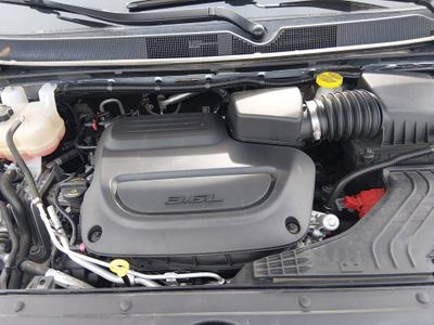 2022 Chrysler Voyager - Photo 9