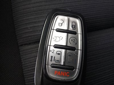 2022 Chrysler Voyager - Photo 15